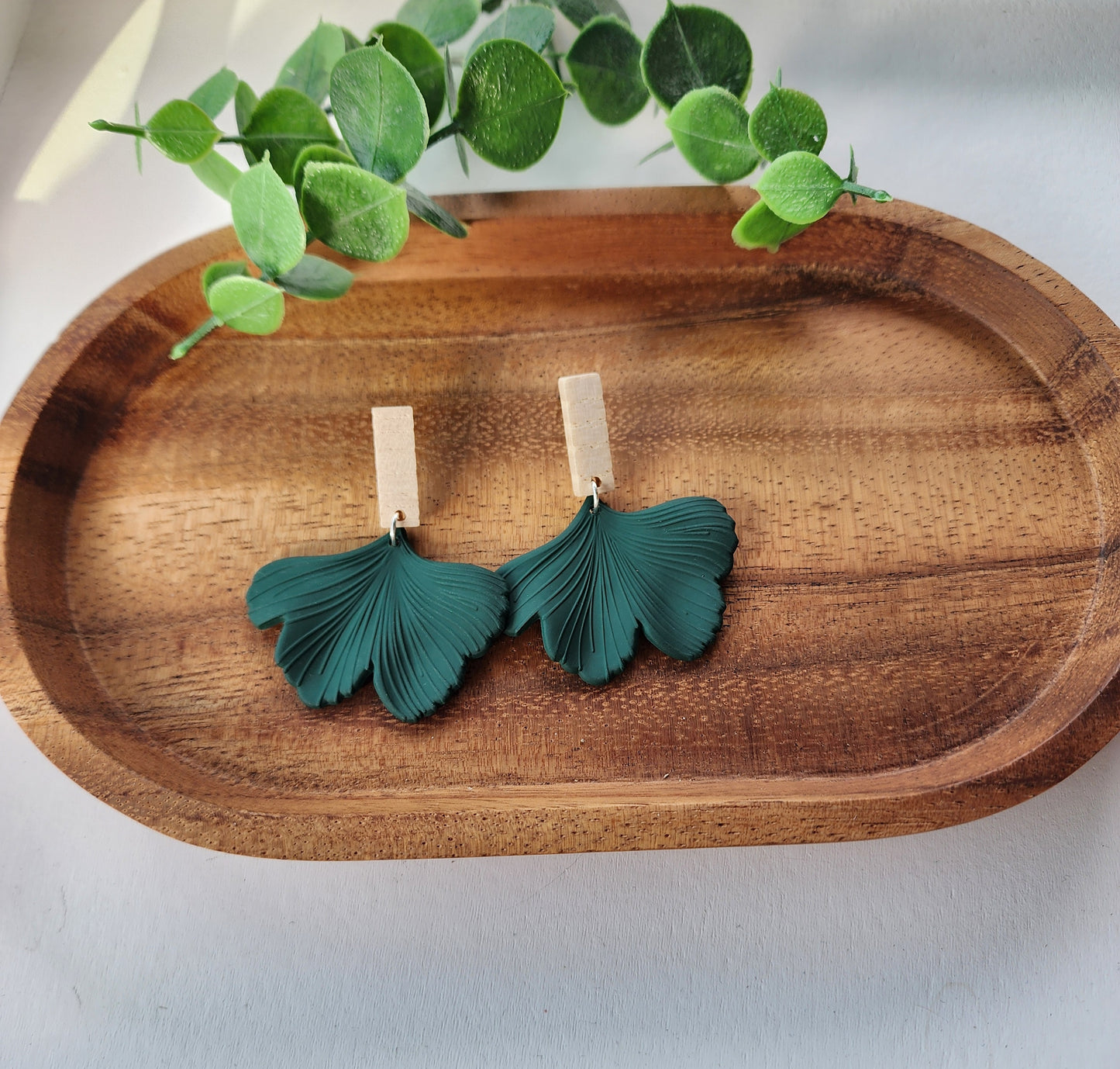 Hunter Green Petals