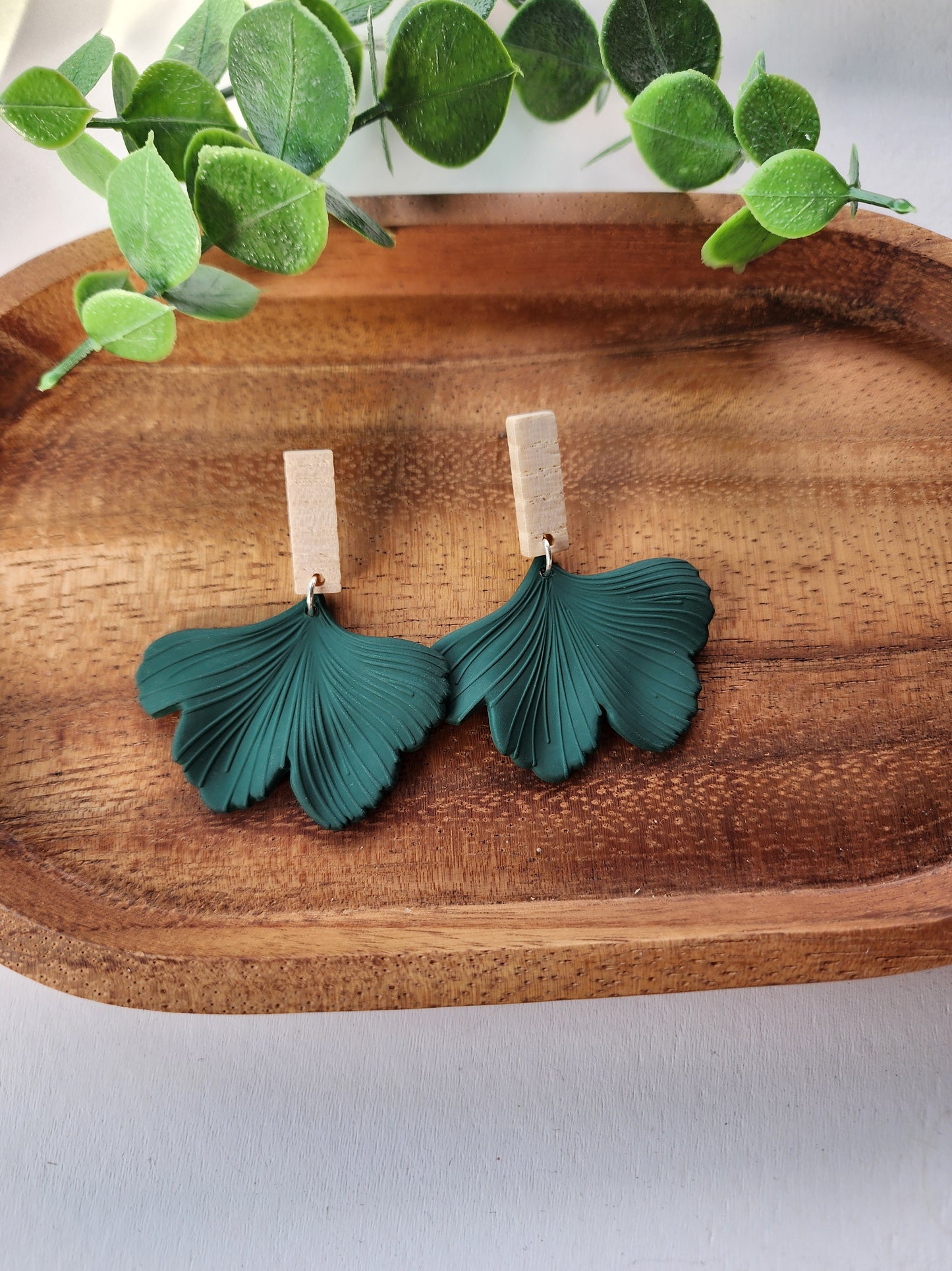 Hunter Green Petals